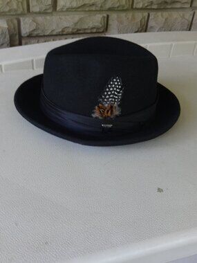 Stacey Adams Black Fedora Wool Felt hat, size L, pleated band ,VGC, Pinch Front